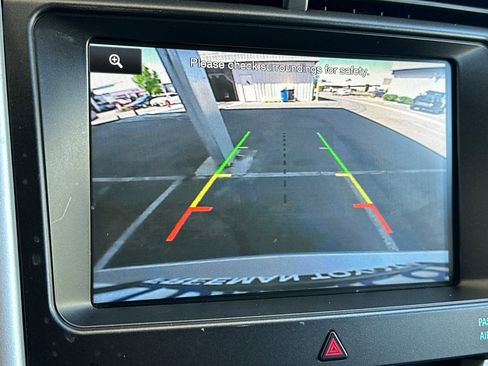 Used 2014 Ford Edge Limited FWD image 19