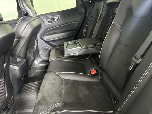 Used 2019 Volvo XC60 T5 R-Design w/ Protection Package Premier FWD image 23