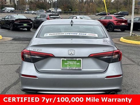 Used 2024 Honda Civic Sport image 3