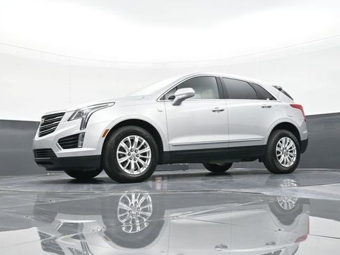 Used 2019 Cadillac XT5 AWD image 57
