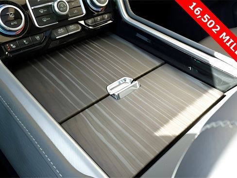 Used 2024 GMC Yukon Denali image 86