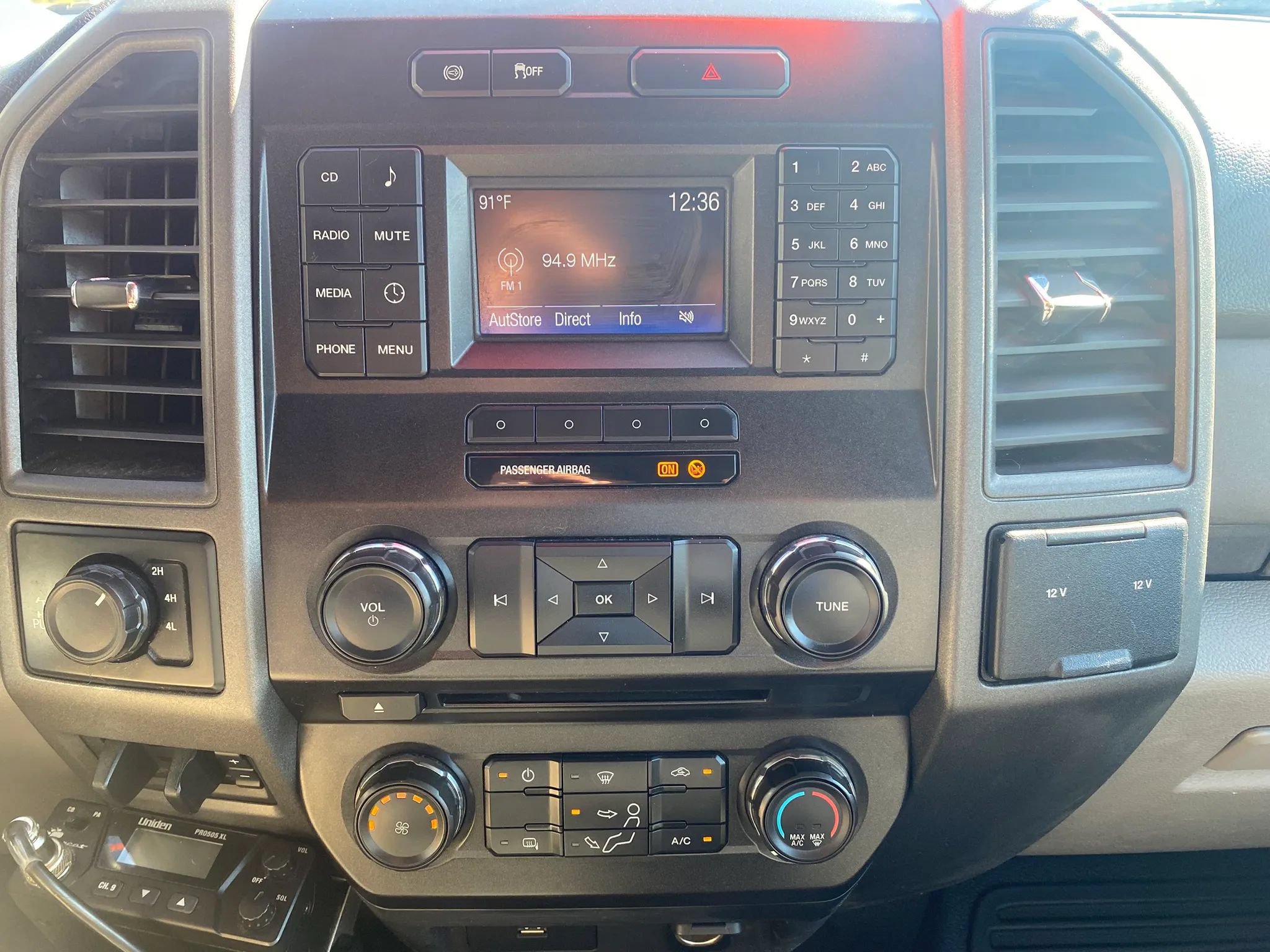 Used 2017 Ford F250 XL w/ Power Equipment Group AWD/4WD image 14