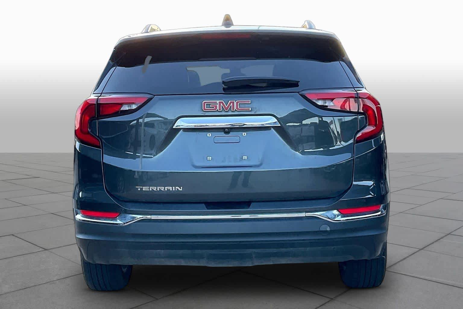 Used 2021 GMC Terrain SLT FWD image 5