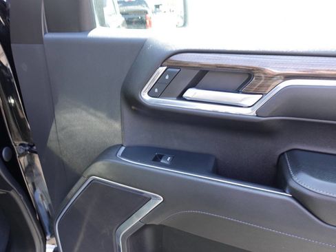 Used 2024 Chevrolet Silverado 1500 RST image 34