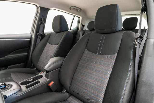 Used 2025 Nissan Leaf S FWD image 9