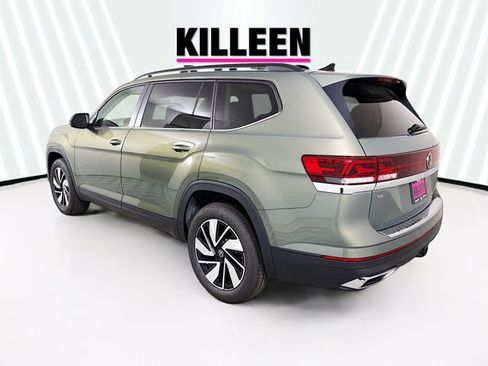 New 2026 Volkswagen Atlas SE FWD image 5