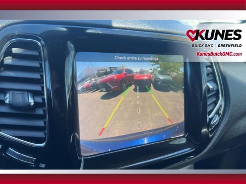 Used 2020 Jeep Compass Limited w/ Rear Convenience Group AWD/4WD image 23