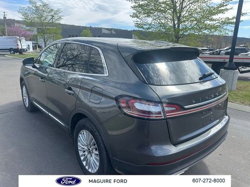 Used 2019 Lincoln Nautilus Premier AWD/4WD image 7