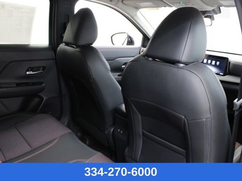 New 2026 Nissan Kicks SR w/ Cold Weather Package image 16