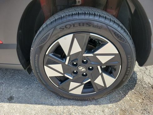 Used 2025 Hyundai Kona SEL FWD image 27