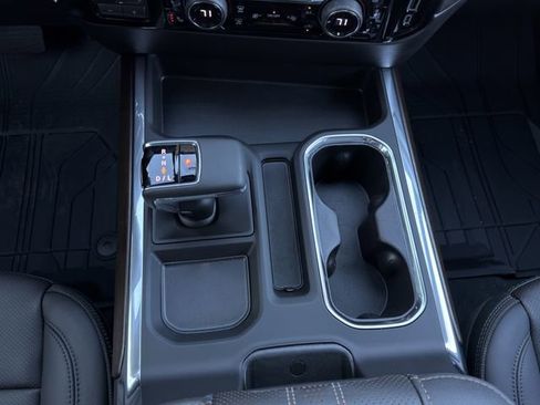 New 2026 Chevrolet Silverado 1500 High Country w/ High Country Premium Package image 16