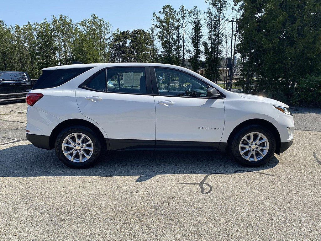 Used 2020 Chevrolet Equinox LS AWD/4WD image 8