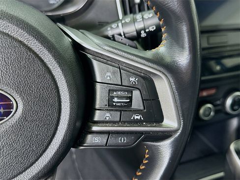 Used 2020 Subaru Crosstrek 2.0i Limited w/ Moonroof Package w/Navigation image 22