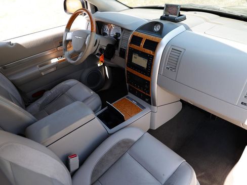 Used 2007 Chrysler Aspen Limited AWD/4WD image 18