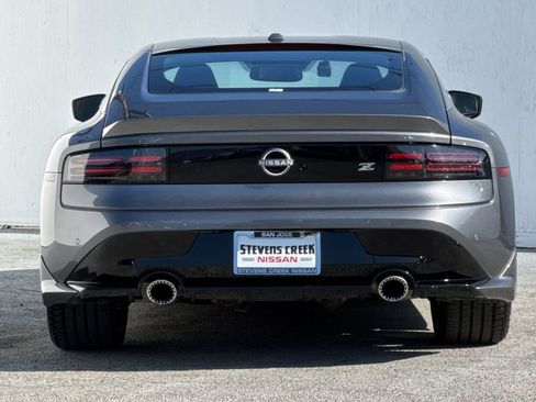 Used 2024 Nissan Z Performance w/ Floor Mat Package image 4