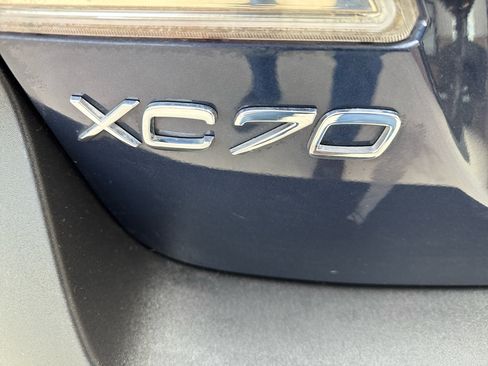Used 2014 Volvo XC70 3.2 image 44