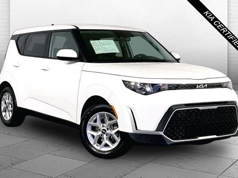 Certified 2025 Kia Soul LX w/ LX Technology Package FWD image 1