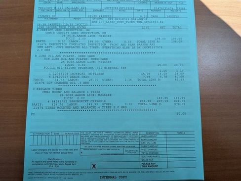 Certified 2022 Cadillac XT4 Premium Luxury w/ Enhanced Visibility Package image 2