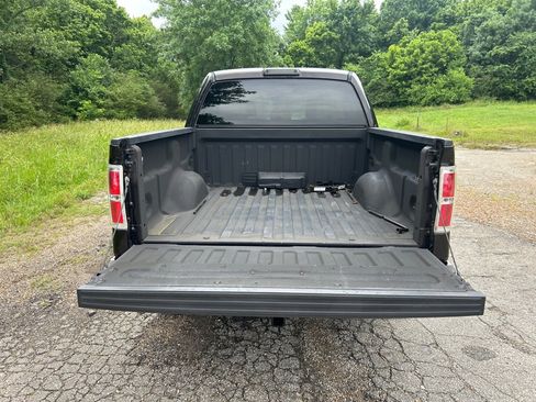 Used 2014 Ford F150 XLT w/ XLT Chrome Package RWD image 24