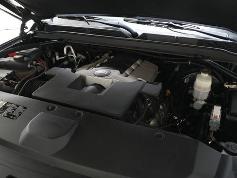 Used 2019 Cadillac Escalade Luxury w/ Escalade Sport Edition image 63