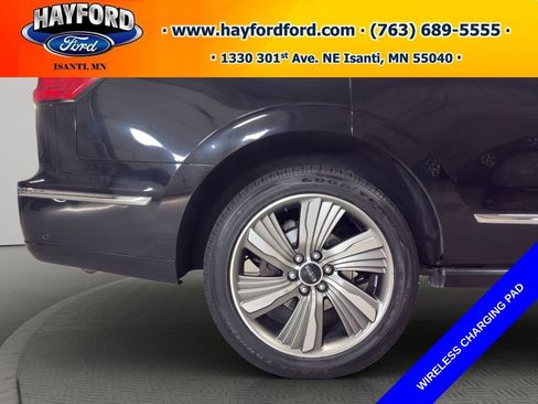 Used 2018 Lincoln Navigator Reserve w/ Technology Package AWD/4WD image 25