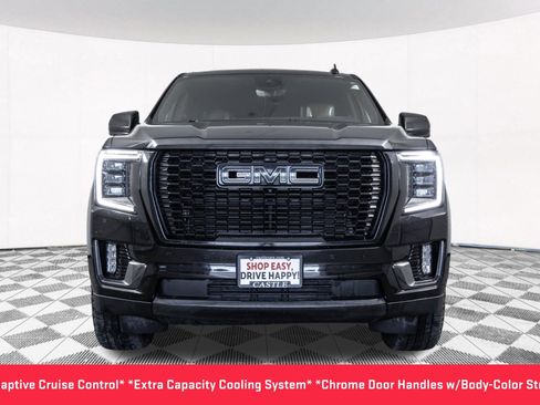 Used 2023 GMC Yukon XL Denali Ultimate AWD/4WD image 15