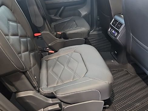 New 2026 Volkswagen Atlas SE AWD/4WD image 17