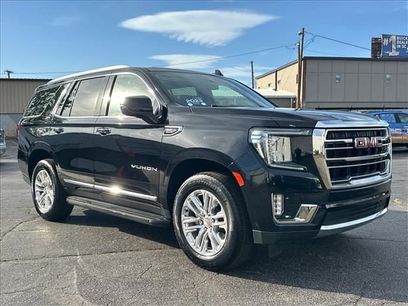 Used 2023 GMC Yukon SLT w/ SLT Luxury Package