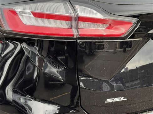 Certified 2024 Ford Edge SEL w/ Convenience Package image 27