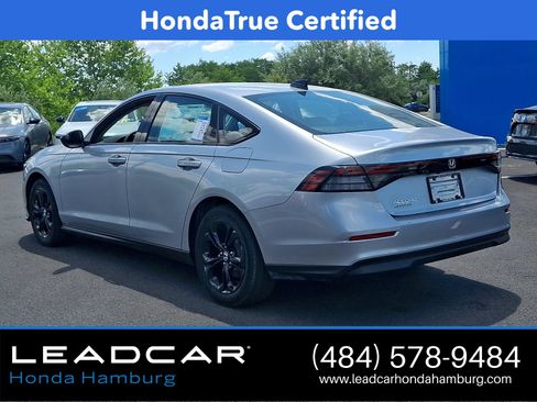 Certified 2025 Honda Accord SE image 6
