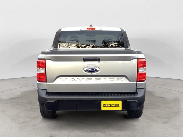 Used 2023 Ford Maverick XLT FWD image 4