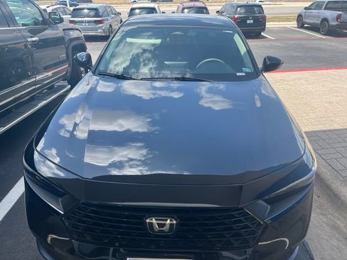 Used 2023 Honda Accord EX image 2