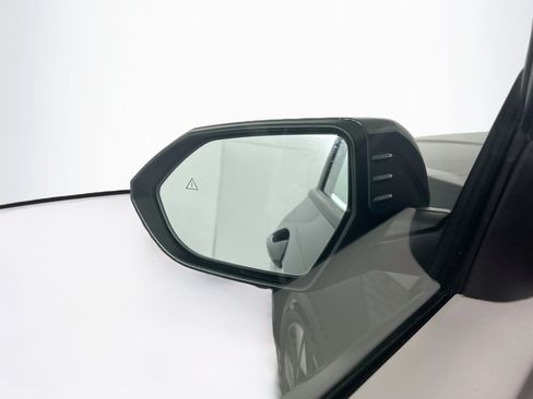 Used 2025 Hyundai Kona SEL FWD image 16