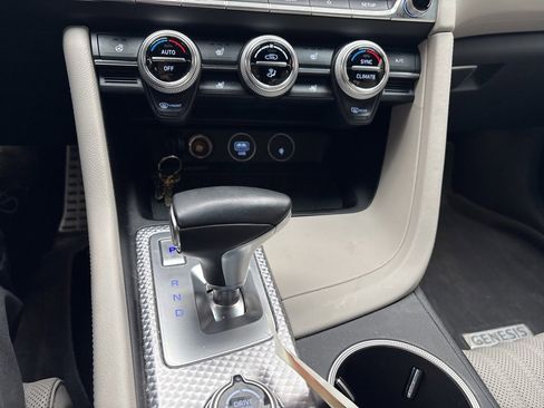 Used 2023 Genesis G70 2.0T w/ Sport Prestige Package image 16