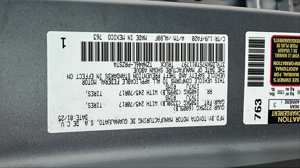 Certified 2025 Toyota Tacoma SR AWD/4WD image 22