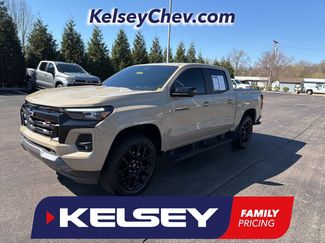 Used 2024 Chevrolet Colorado Z71 w/ LPO, Dark Essentials Package video 1