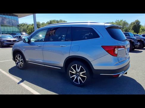 Used 2019 Honda Pilot Touring image 6