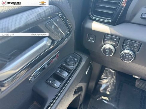 Certified 2023 GMC Sierra 1500 AT4 w/ Technology Package AWD/4WD image 22