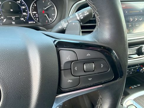 Used 2024 Buick Enclave Avenir AWD/4WD image 15
