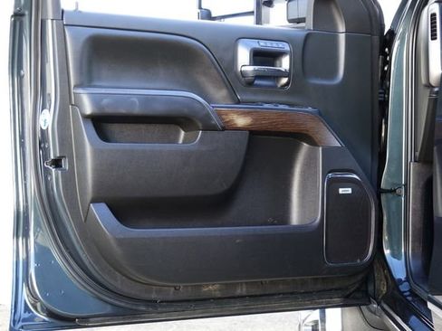 Used 2017 GMC Sierra 3500 Denali w/ Duramax Plus Package image 25