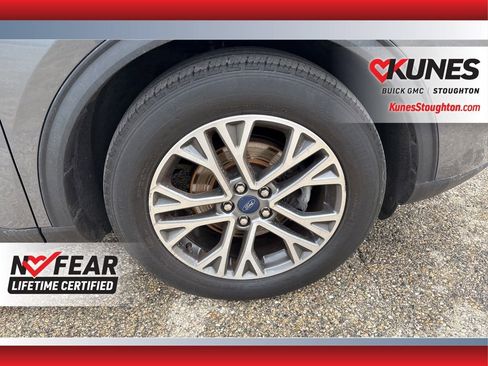 Used 2022 Ford Escape SEL image 15