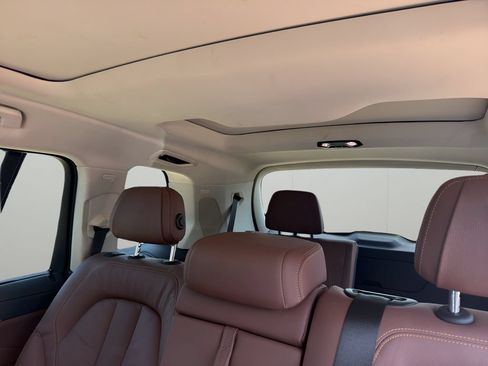 Used 2019 BMW X7 xDrive40i w/ Premium Package AWD/4WD image 10