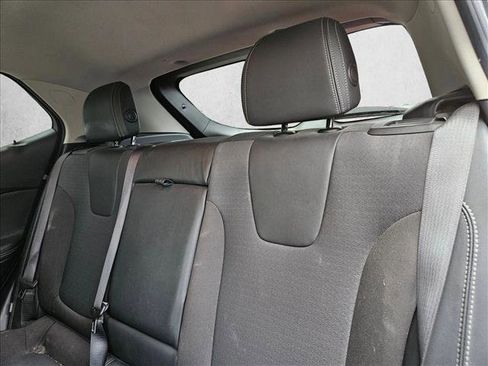 Used 2021 Buick Encore GX Select image 19