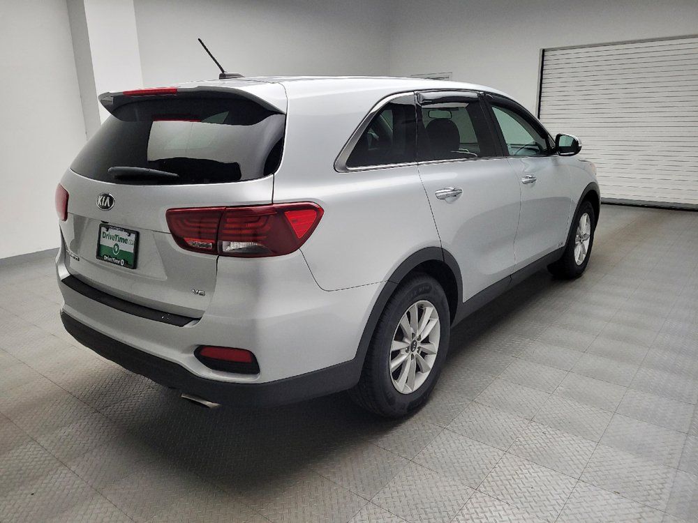Used 2019 Kia Sorento AWD V6 image 9