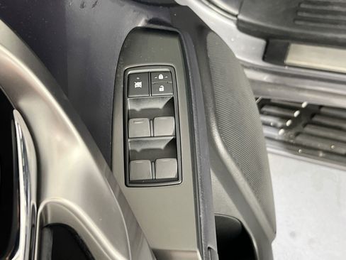 Used 2022 Lexus GX 460 Premium w/ Premium Package AWD/4WD image 18