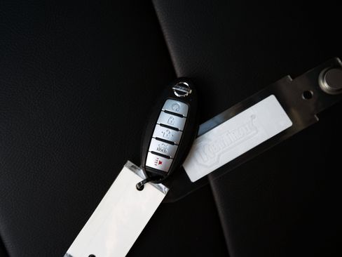 Used 2023 Nissan Sentra SR w/ SR Premium Package image 43