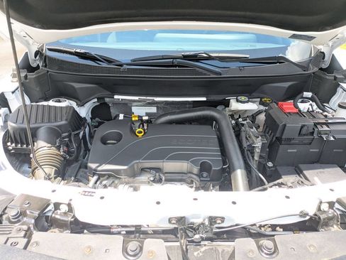 Used 2025 Chevrolet Equinox LT AWD/4WD image 34