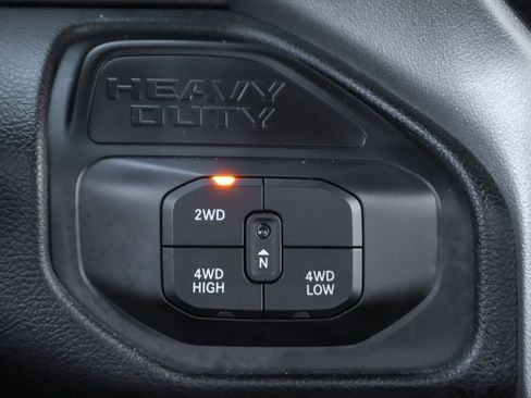 Used 2026 RAM 2500 Big Horn AWD/4WD image 34