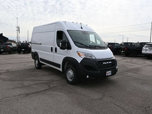 New 2026 RAM ProMaster 1500 w/ Convenience Group FWD image 10