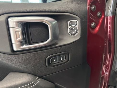 Used 2021 Jeep Gladiator Overland w/ Popular Equipment Package image 17